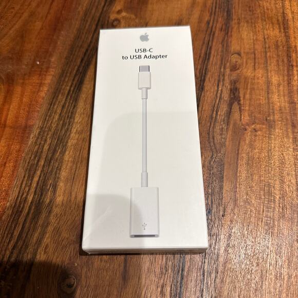 New In Box Apple USB-C to USB Adapter MJ1M2AM/A - Picture 1 of 5